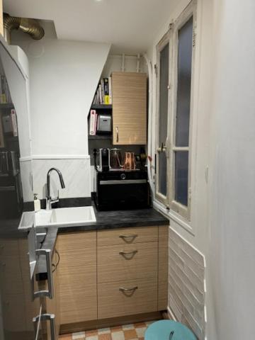 Haussmannien Lumineux, 2 Chambres. Appartamento *